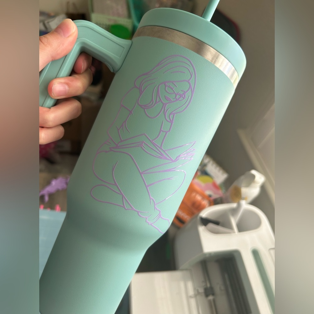 Personalized book reader tumbler